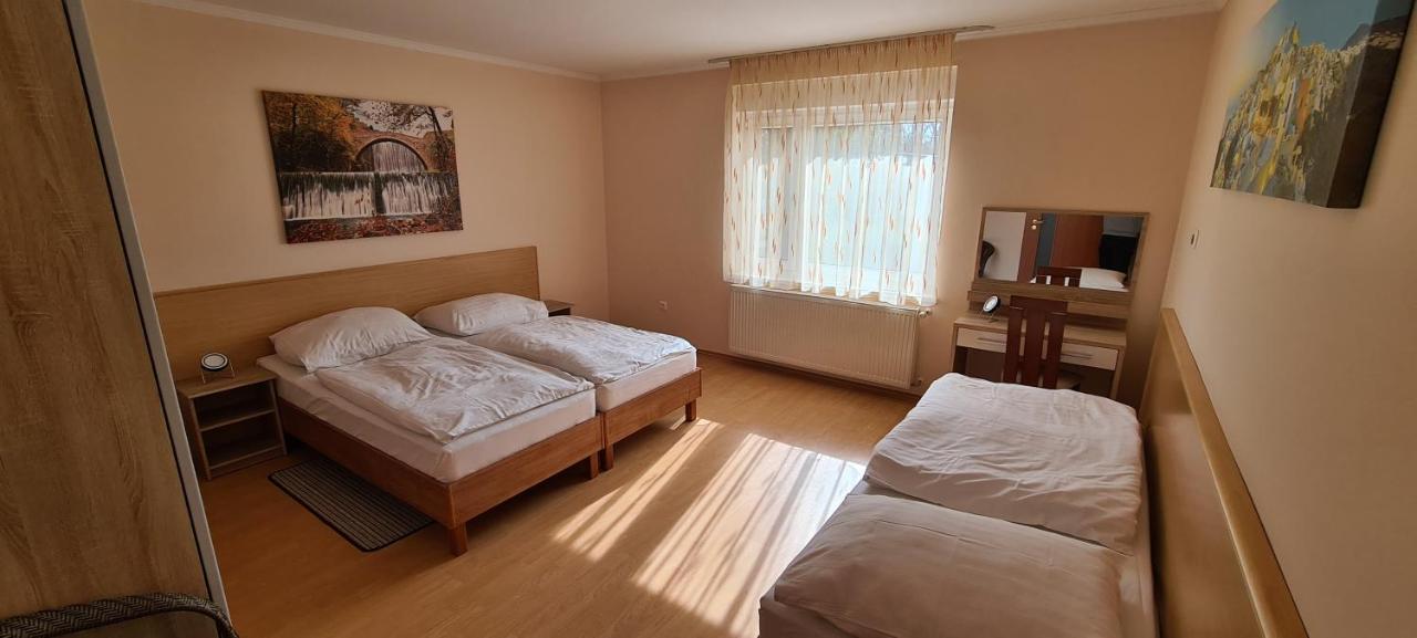 Margaréta Penzión Veľký Meder Exterior foto