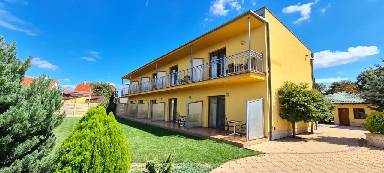 Margaréta Penzión Veľký Meder Exterior foto
